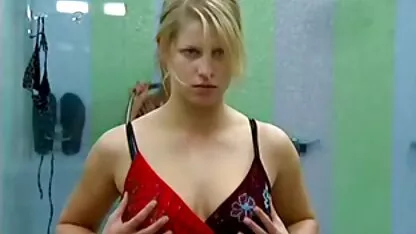 Espagnol femmes vaiana porn Capricieux équitation bite