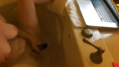 Femme approuve de film porno streaming cette vidéo