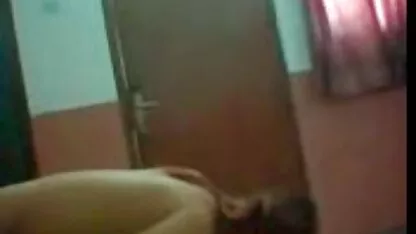 Femme Mature donne un homme à raser sa casquette porno asie et se donner à lui