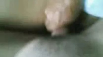 Un gars expérimenté comme une pipe brune porno haoussa