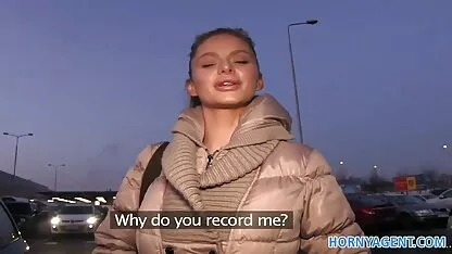 C'est bien quand un ami a film porbo une femme qui se moque