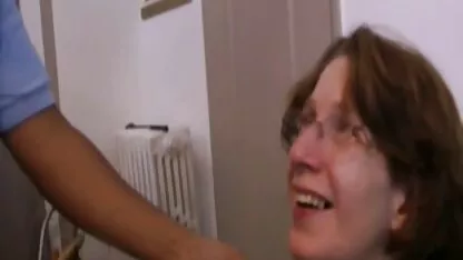 Escrocs Cul gros en video porno coqnu dentelle vêtements ferme dans l'hôtel et avoir des relations sexuelles avec son amant