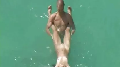 Slim fille séduit par de gros seins voisin porn classic tube