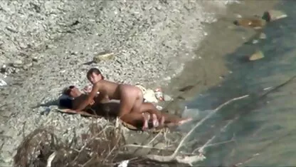 Baise avec une blonde sexy porno exterieur