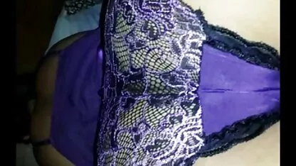 Faker doigts son vagin avec les doigts et menggedornya intensément video lisa ann au trou derrière