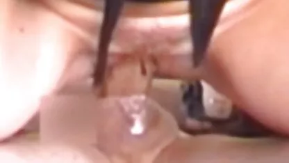 Les trois porno exterieur filles sont venus plein sur une grosse bite