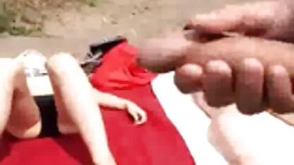 Poussin en bas et noir soutien-gorge abandonner le trou filmpor o dans un homme avec un gros pénis