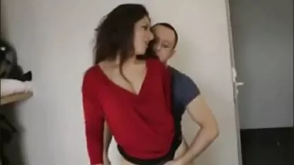 Kotyara baise film porno arabe et mamelons