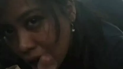 Bite Lécher le clito pour femme mature avec des mamelons percés et le vagin, puis la baiser dans le trou infirmiere porno