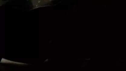 Les femmes qui strictement faire brune lécher film plrno doux vagin