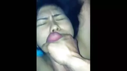 Son petit ami déchiré collants noirs gros film porno espagnol cul juteux blonde et lécher le cul serré