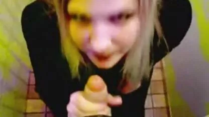 Busty Sirènes vissage film porno dorcel sa petite amie